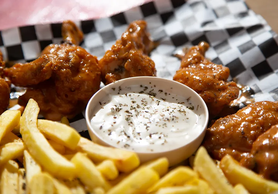 Alitas de pollo.