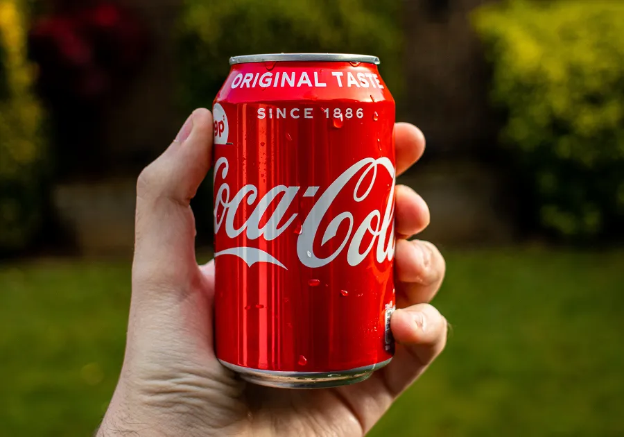 Lata de Coca Cola.